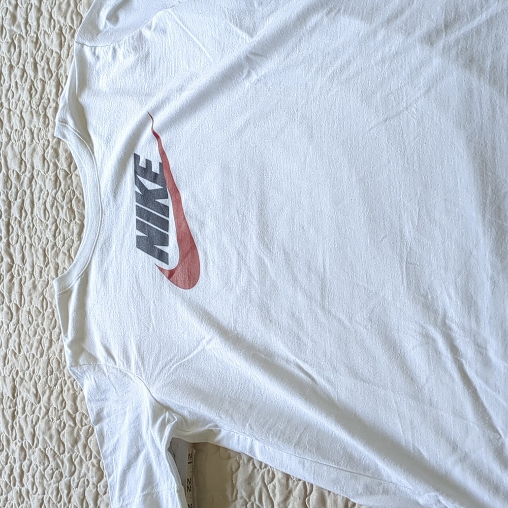 Nike Large Woman's Tshirt